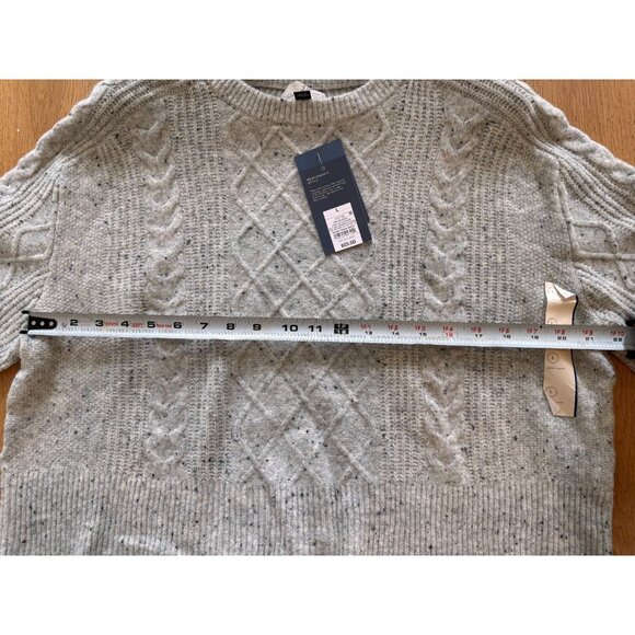 NWT Universal Thread Gray Round Neck Cable Knit Pullover Sweater Womens Size L - Picture 8 of 9